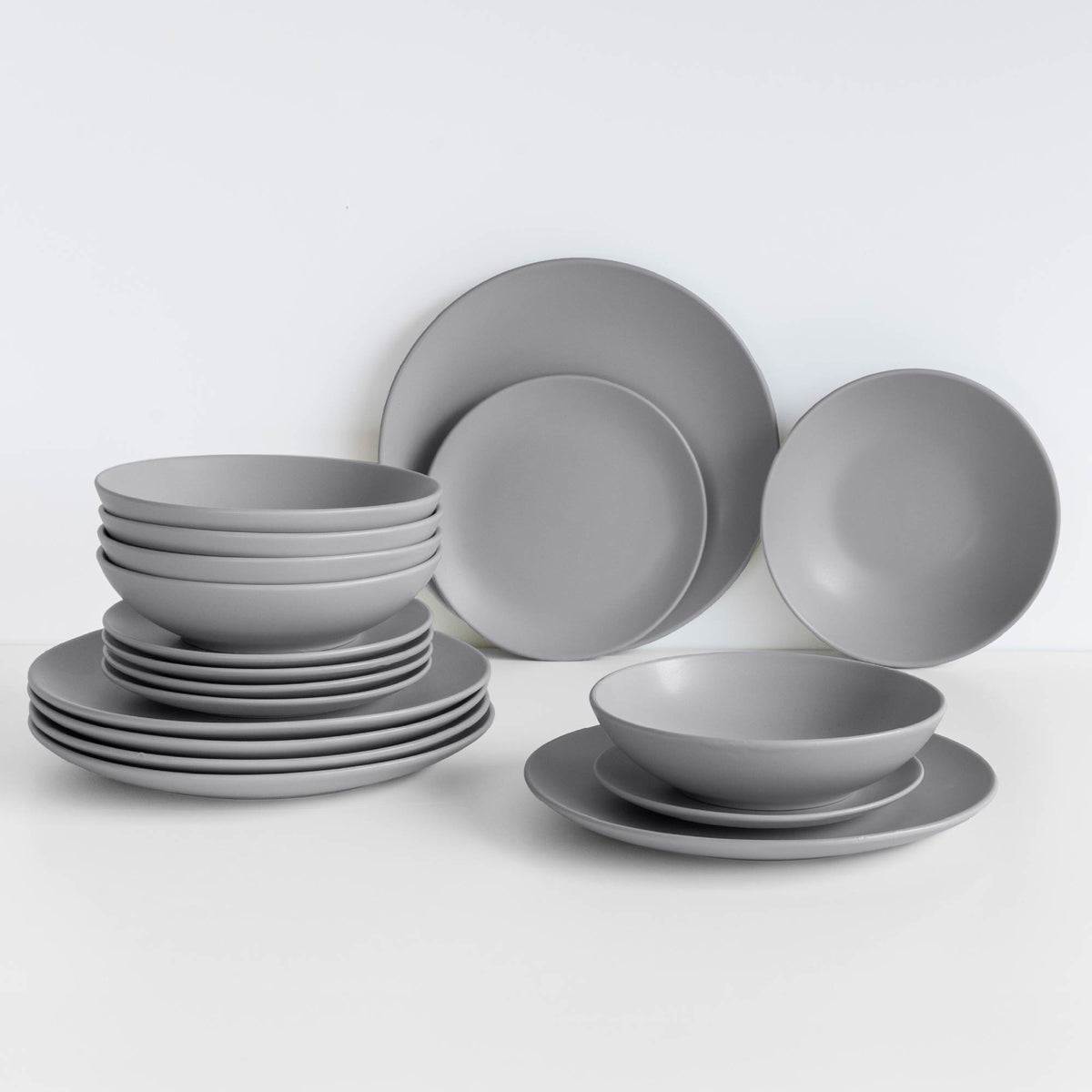 Servizio 18 Pezzi Piatti Cucina In Porcellana Gres Matt Design Moderno Finiture Opache Piatto Fondo Piano Dessert Lavastoviglie MicroondeCertificati Contatto Alimentare