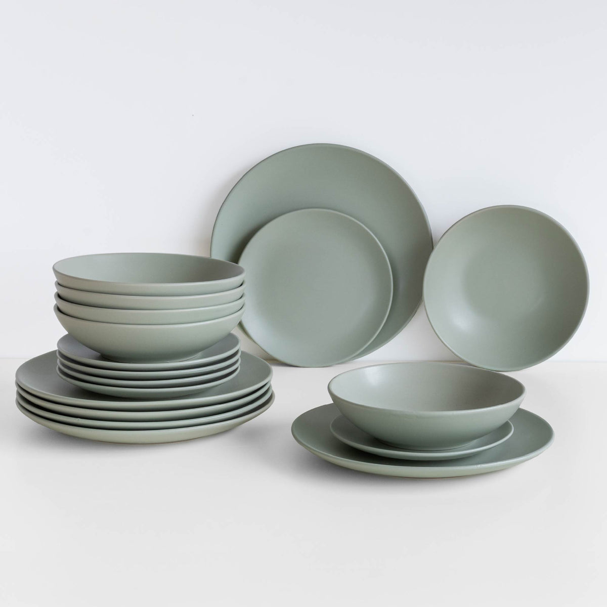 Servizio 18 Pezzi Piatti Cucina In Porcellana Gres Matt Design Moderno Finiture Opache Piatto Fondo Piano Dessert Lavastoviglie MicroondeCertificati Contatto Alimentare