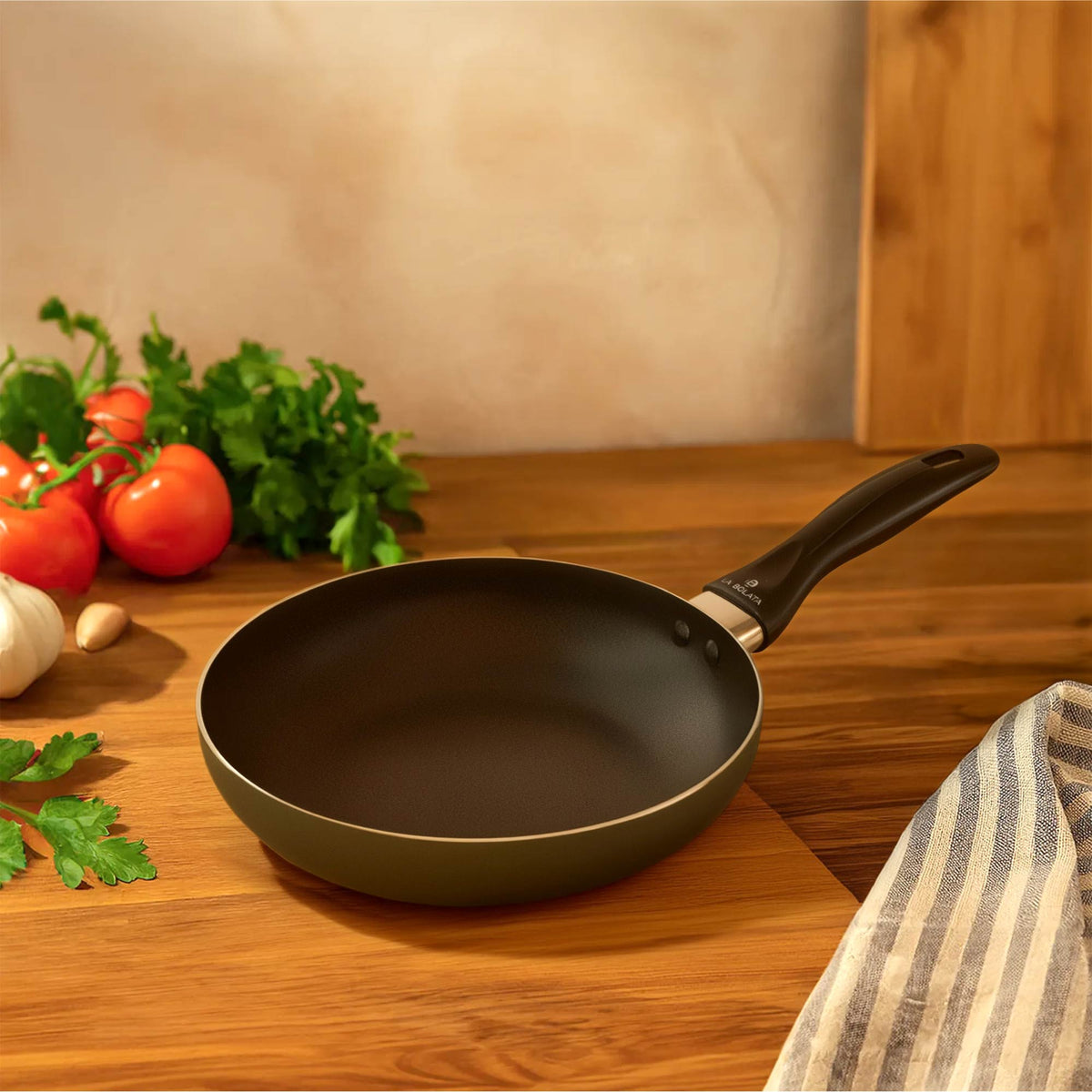 Padella Antiaderente In Alluminio Per Induzione e Tutti Piani Cottura Gas Piastra Vetroceramica Lavabile In Lavastoviglie Tutte Le Misure Batteria Set Di Pentole Misure A Scelta Tegame
