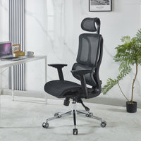Sedia Da Ufficio Elegante Poltrona Direzionale Ergonomica Design Moderno Colore Nero Rivestimento Ecopelle Base Cromata Ruote Silenzione Seduta Scrivania Sala Riunioni Schienale Alto