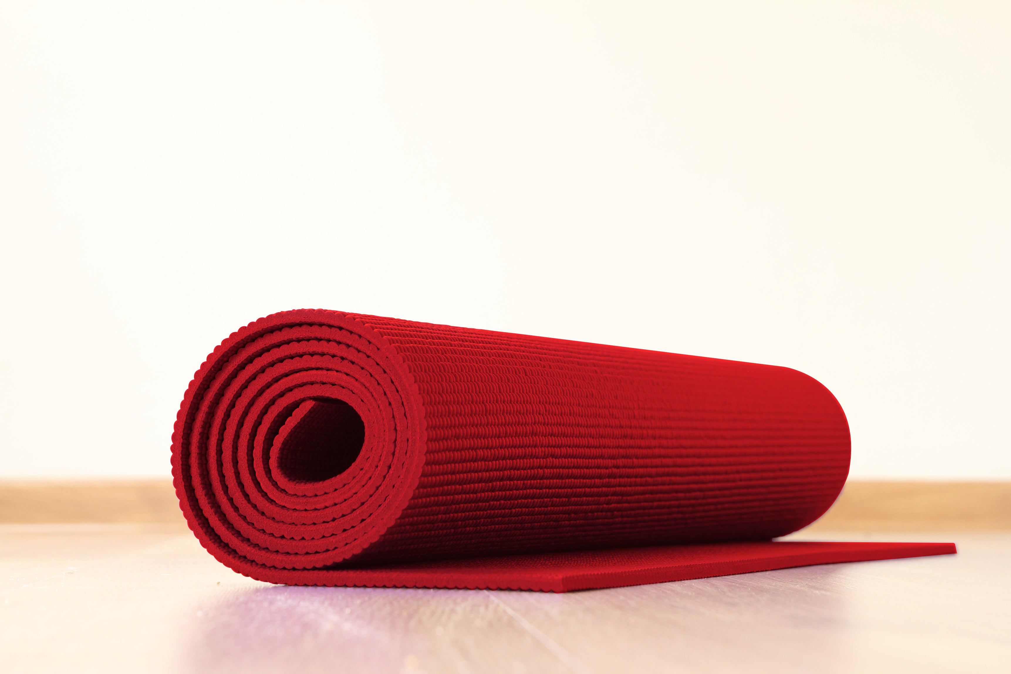 Retoo Tappetino da yoga antiscivolo, ecologico, con tracolla, spessore di esercizio e allenamento, per yoga, pilates e fitness, 28 posizioni (175 cm x 61 cm x 3 mm Retoo Tappetino da yoga antiscivolo, ecologico, con tracolla, spessore di esercizio e allenamento, per yoga, pilates e fitness, 28 posizioni (175 cm x 61 cm x 3 mm