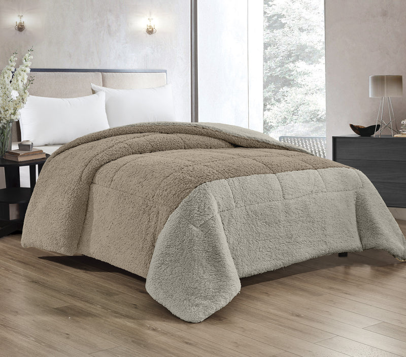 Trapunta Invernale In Tessuto Sherpa Flanellato Caldo Piumone In Morbida Microfibra Effetto Velluto Bicolore Coperta Flannel  Un Lato Tinta Unita Un Lato Fasciato